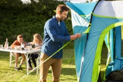 Coleman Castle Pines 4 BlackOut Tent 15 Coleman Castle Pines 4 BlackOut Tent -Ever Camp k778b40b570c8aa1328ae91864393a1a7